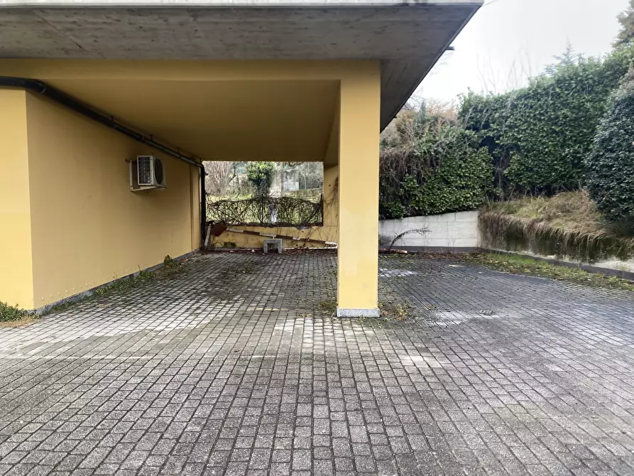 Immagine 20 di Ufficio in vendita  in Via Giuseppe Mazzini 19 a Villa Guardia