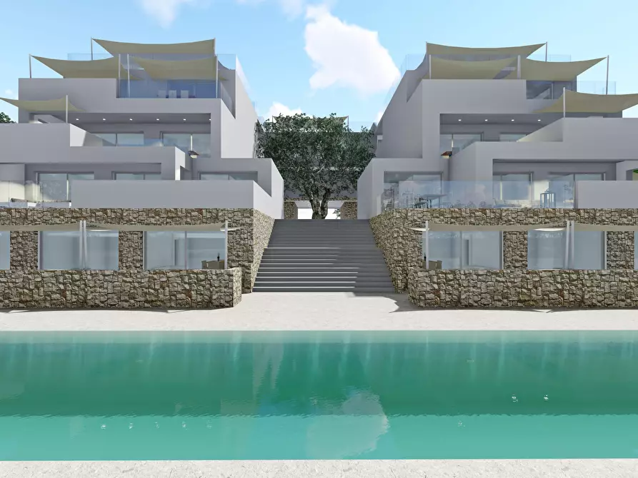 Immagine 44 di Trilocale in vendita  in Via Ugo Foscolo 34 a Castrignano Del Capo