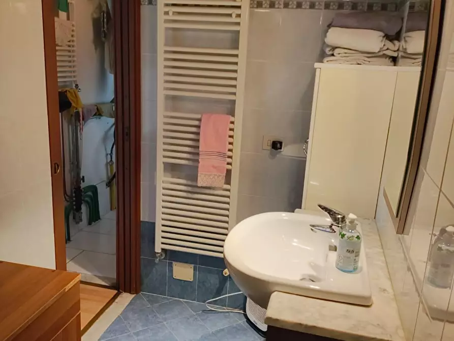 Immagine 23 di Appartamento in vendita  in Via al Noce 24 a Moltrasio