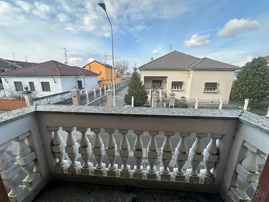 Immagine 12 di Casa bifamiliare in vendita  in Via Guglielmo Marconi 29 a Prarolo