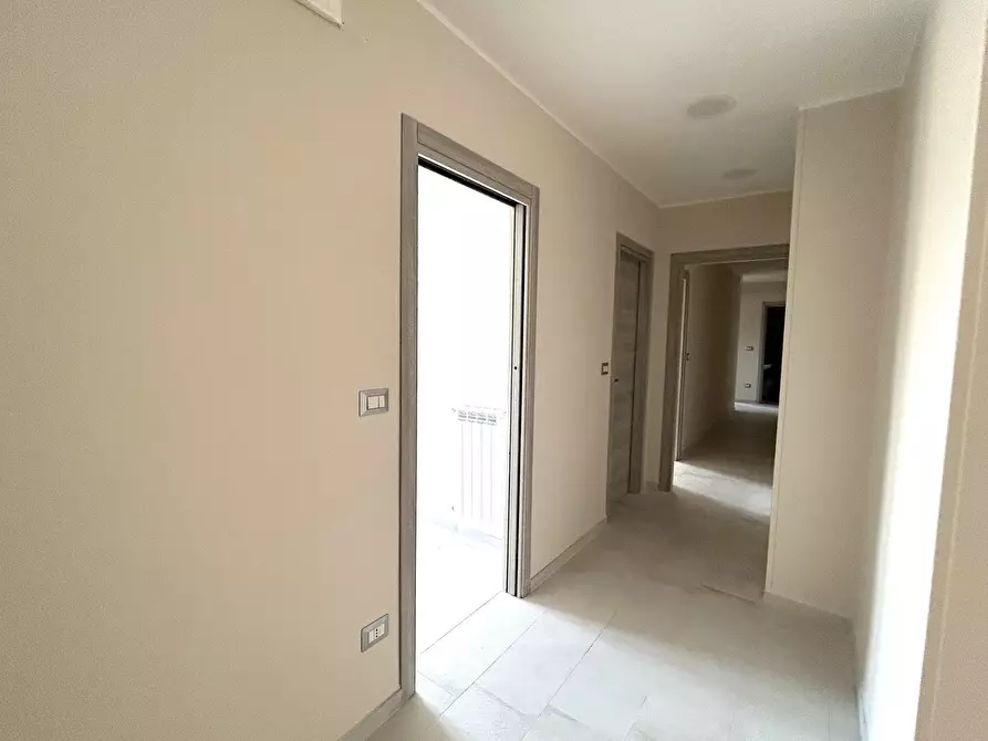 Immagine 6 di Quadrilocale in vendita  in Via Tagliamento 165 a Avellino