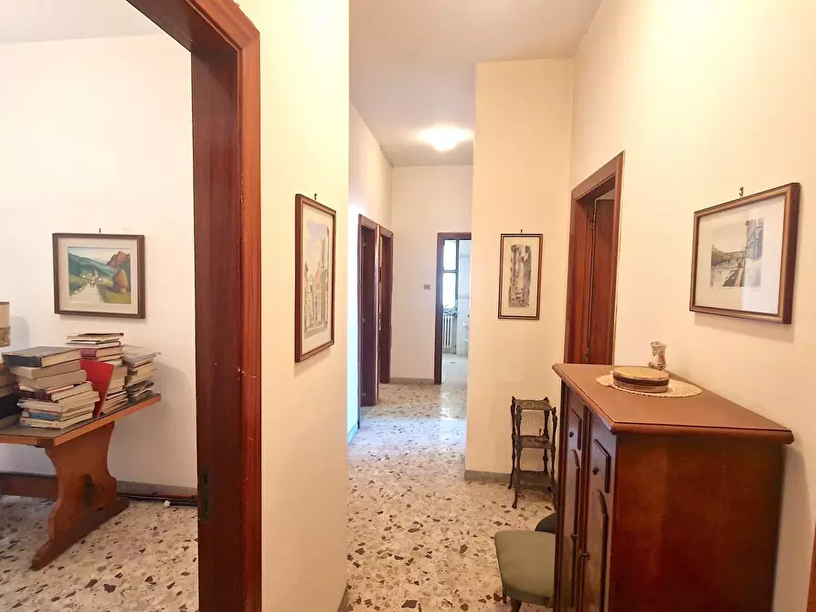 Immagine 8 di Quadrilocale in vendita  in Via Carlo Del Balzo 55 a Avellino