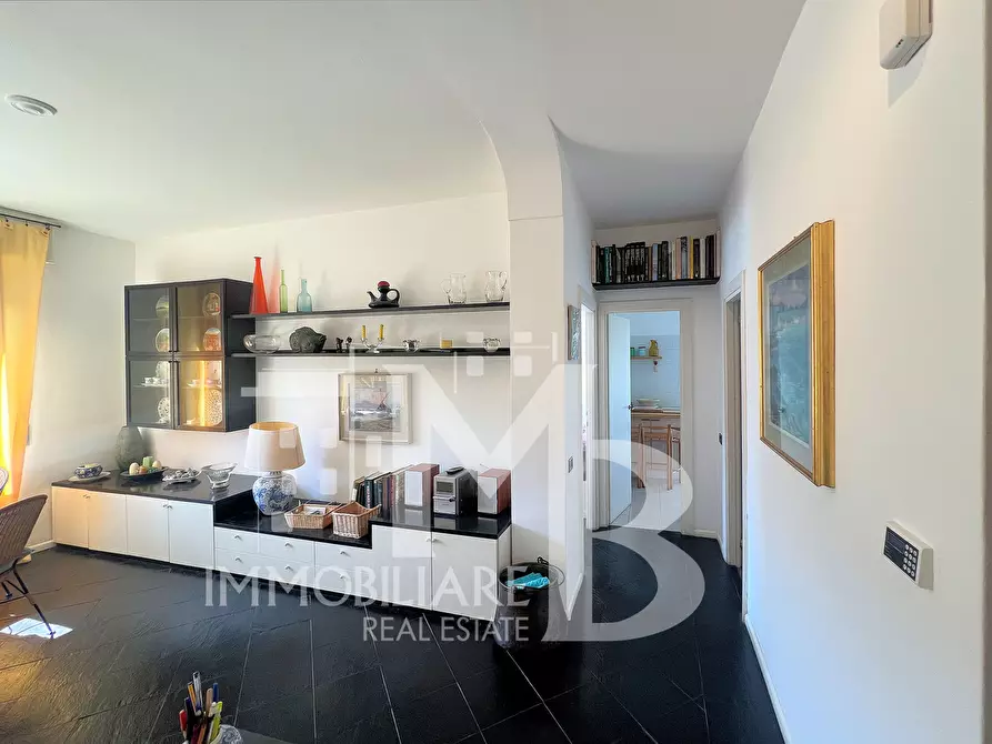 Immagine 7 di Pentalocale in vendita  in Via Privata Gilberto Govi 6 a Recco