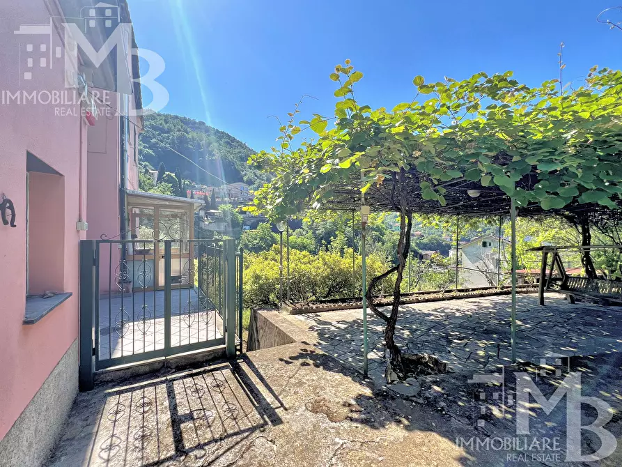 Immagine 6 di Casa indipendente in vendita  in Via del Piano 30 a Avegno