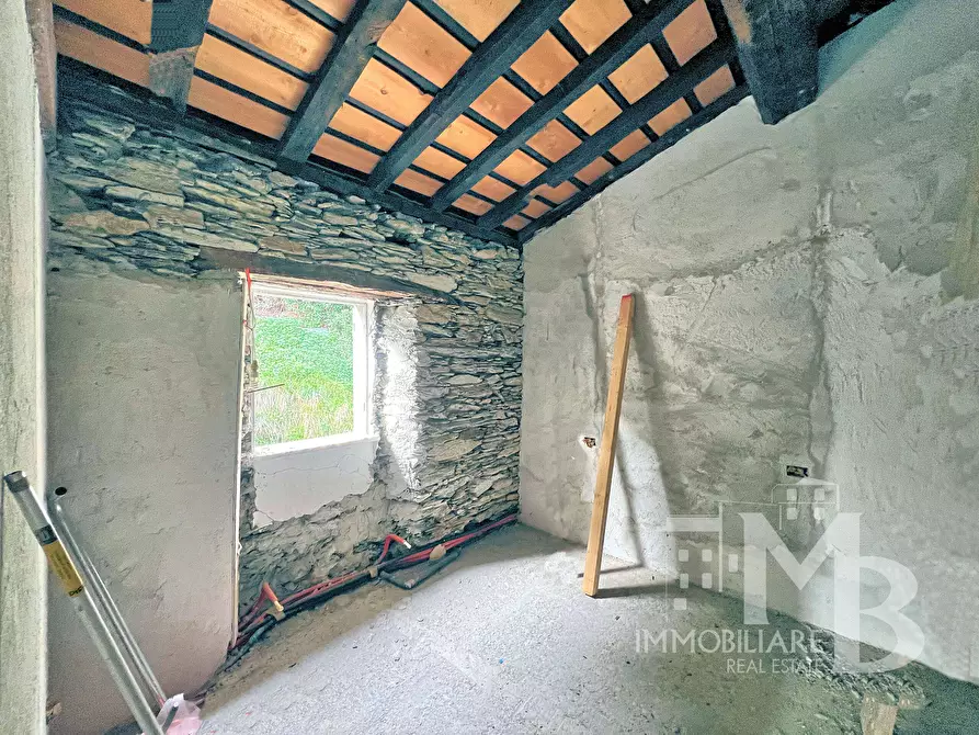 Immagine 18 di Pentalocale in vendita  in Via Chiesa Calcinara 44 a Uscio