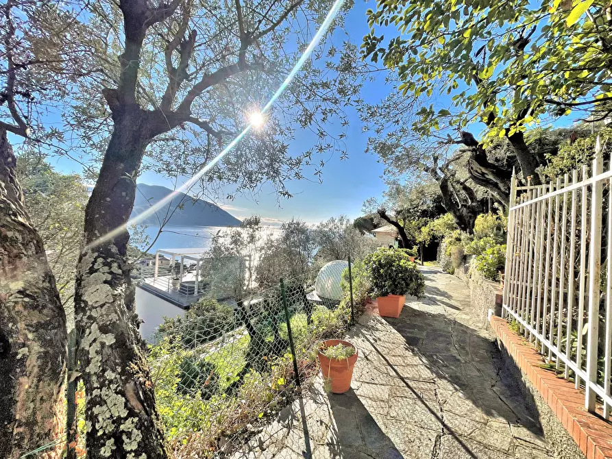 Immagine 55 di Casa indipendente in vendita  in VIA DEL CASTELLO 32 a Recco