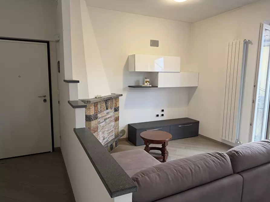 Immagine 2 di Casa bifamiliare in vendita  a Sarzana