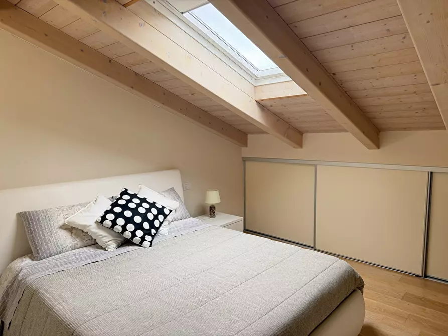 Immagine 10 di Pentalocale in vendita  in Via dei Molini a Sarzana