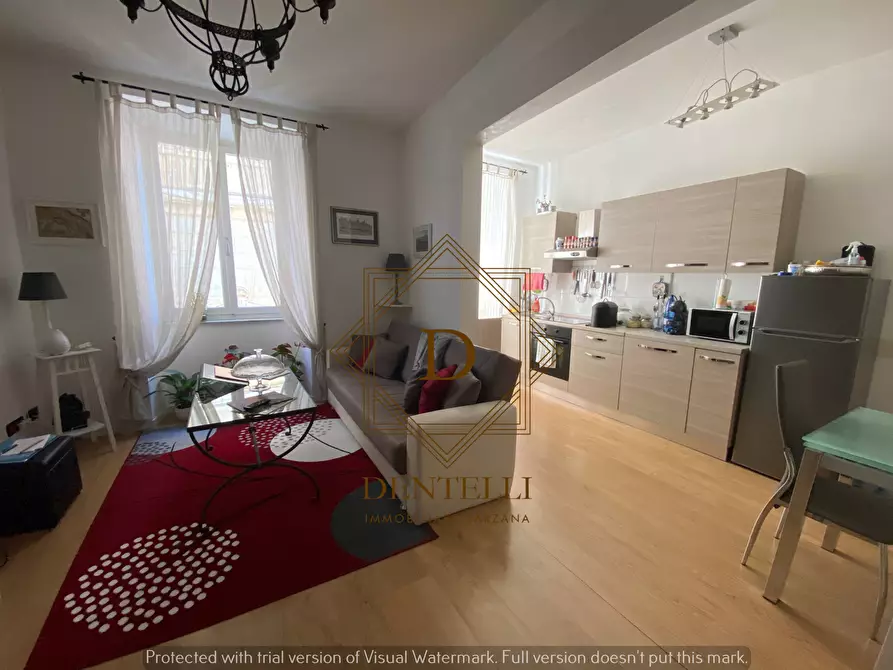 Immagine 1 di Quadrilocale in affitto  a Sarzana