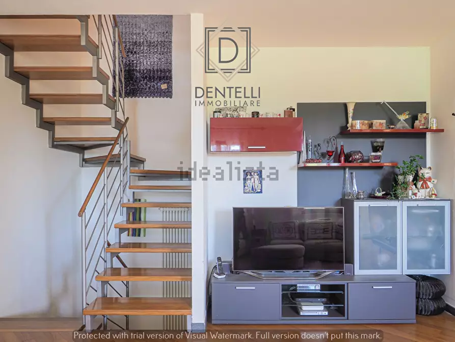 Immagine 23 di Porzione di casa in vendita  in Via Turì a Sarzana