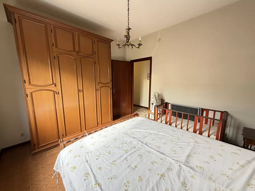 Immagine 12 di Quadrilocale in vendita  a Sarzana