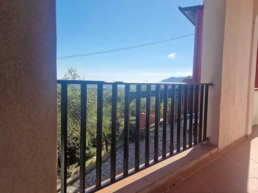 Immagine 10 di Quadrilocale in affitto  in VIA FORTINO a Sarzana