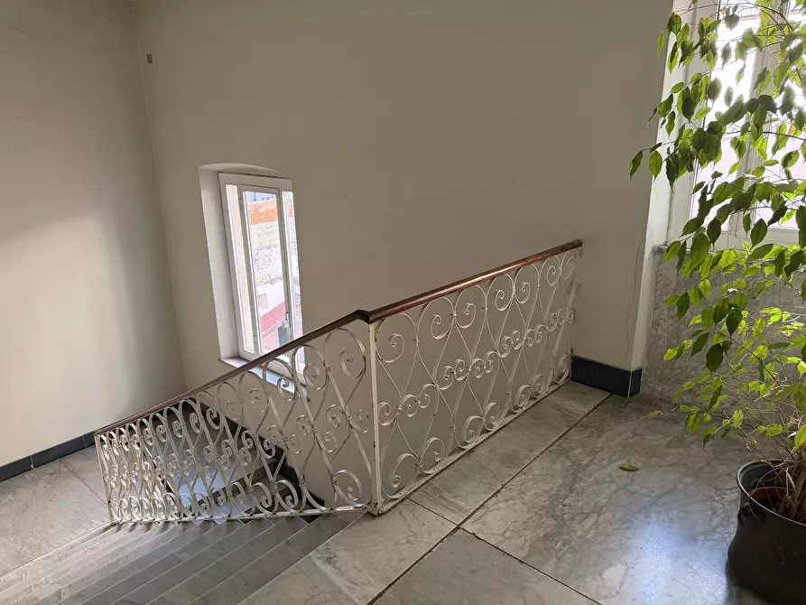 Immagine 17 di Pentalocale in affitto  in Piazza Giacomo Matteotti 8 a Sarzana