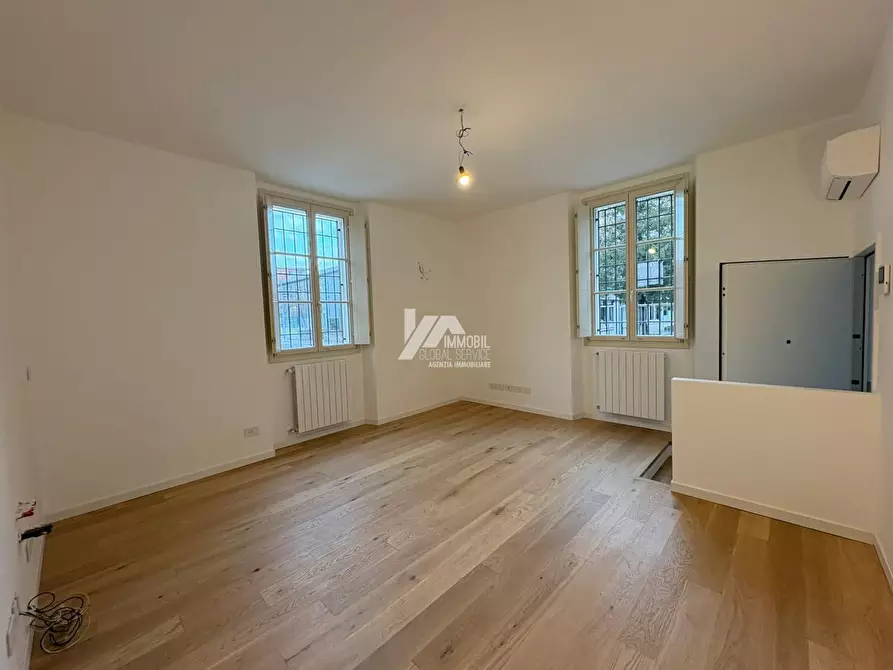 Immagine 2 di Trilocale in vendita  in Via Toscana 34 a Brescia