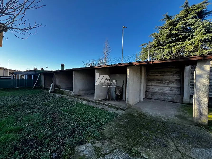 Immagine 25 di Villa in vendita  in Via Stazione a Calcinato