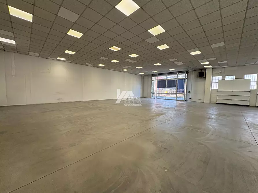 Immagine 6 di Attività artigianale in affitto  in Via Orzinuovi a Brescia