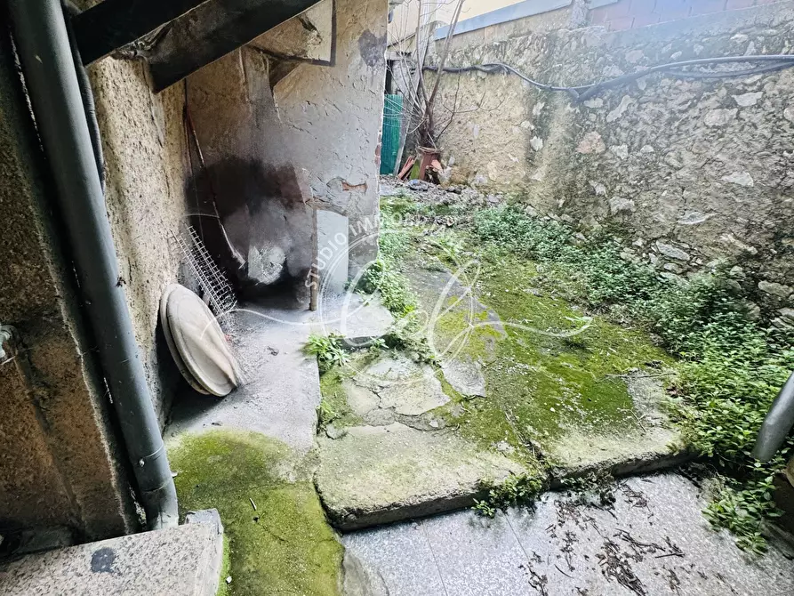 Immagine 18 di Porzione di casa in vendita  a Seravezza