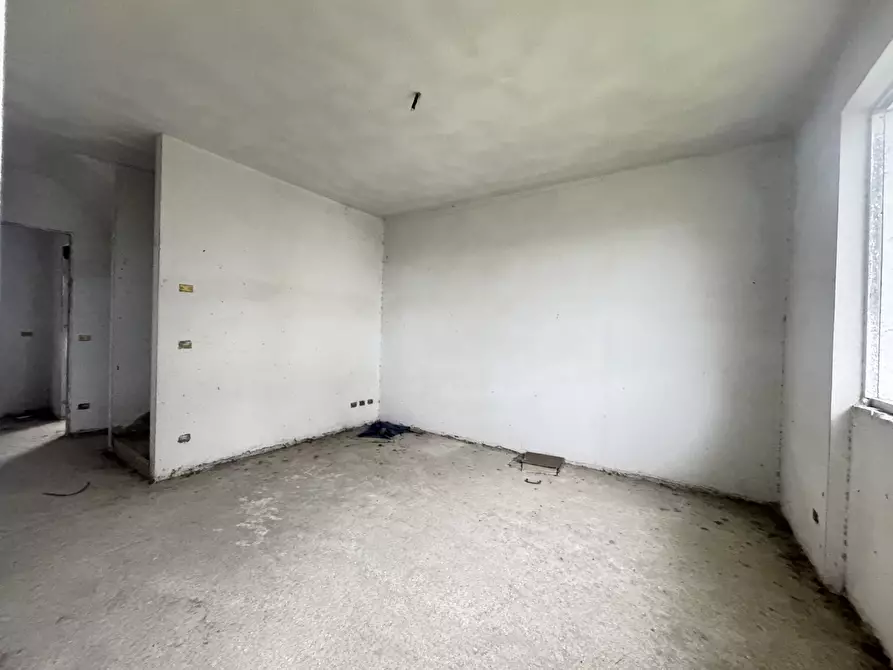 Immagine 15 di Porzione di casa in vendita  a Camaiore