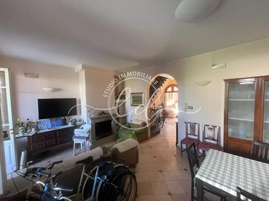 Immagine 6 di Porzione di casa in affitto  a Viareggio