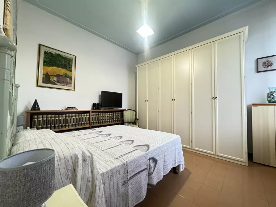 Immagine 15 di Quadrilocale in affitto  a Pietrasanta