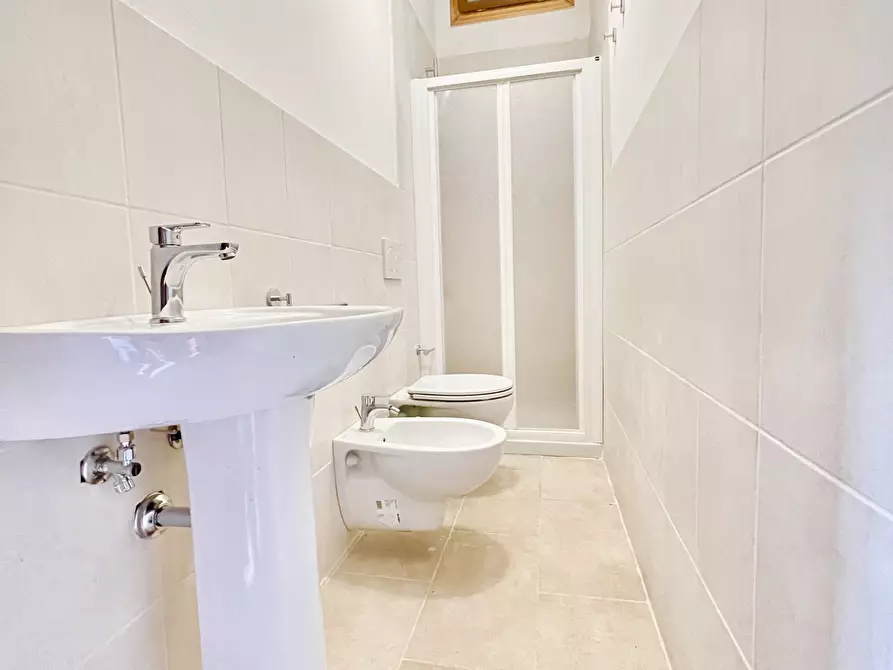 Immagine 25 di Quadrilocale in vendita  a Pietrasanta