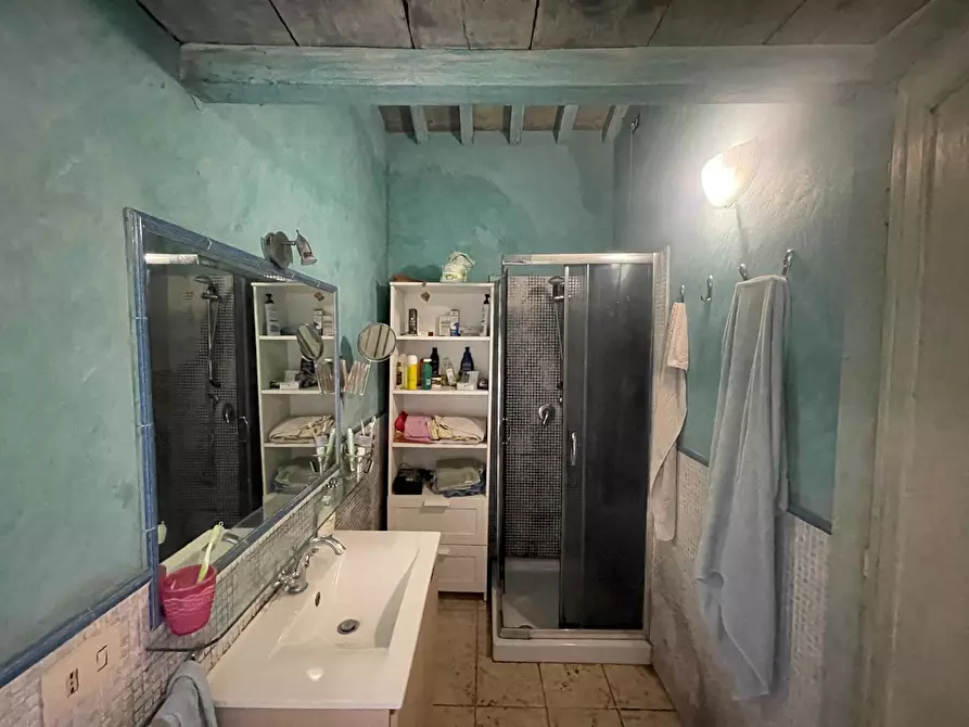 Immagine 22 di Casa indipendente in vendita  a Camaiore