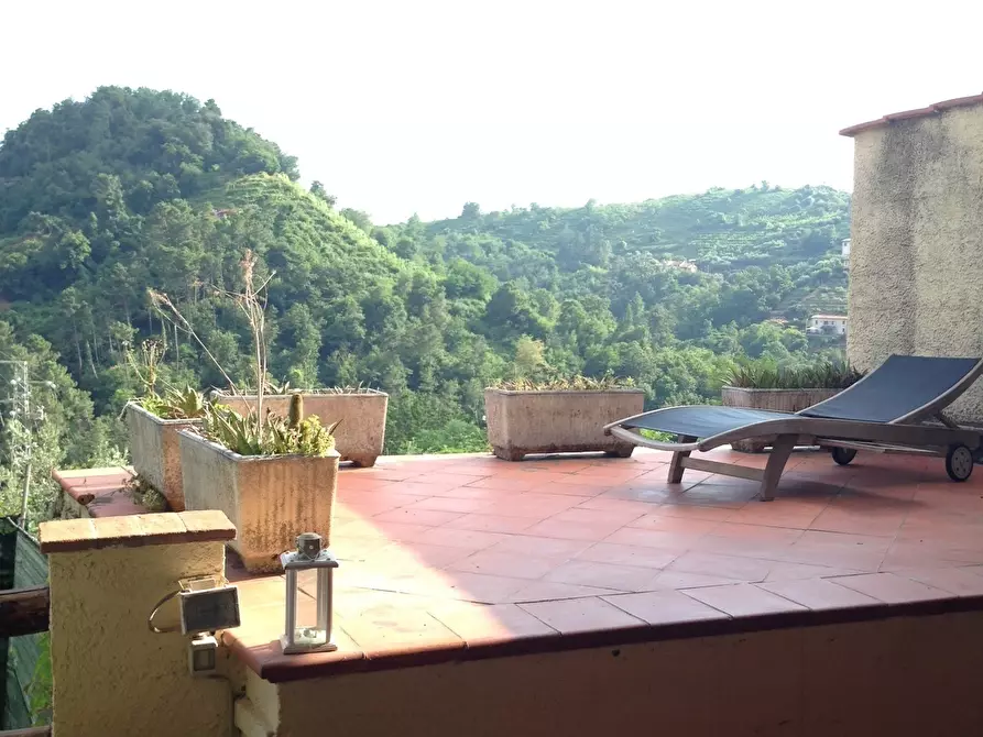 Immagine 7 di Porzione di casa in vendita  a Pietrasanta