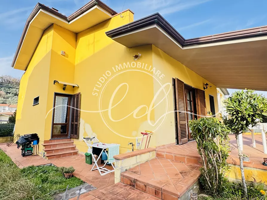 Immagine 7 di Casa indipendente in vendita  a Massarosa