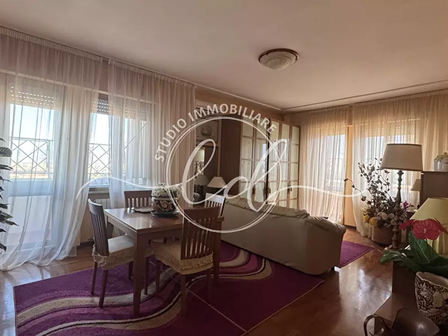 Immagine 7 di Quadrilocale in vendita  a Seravezza