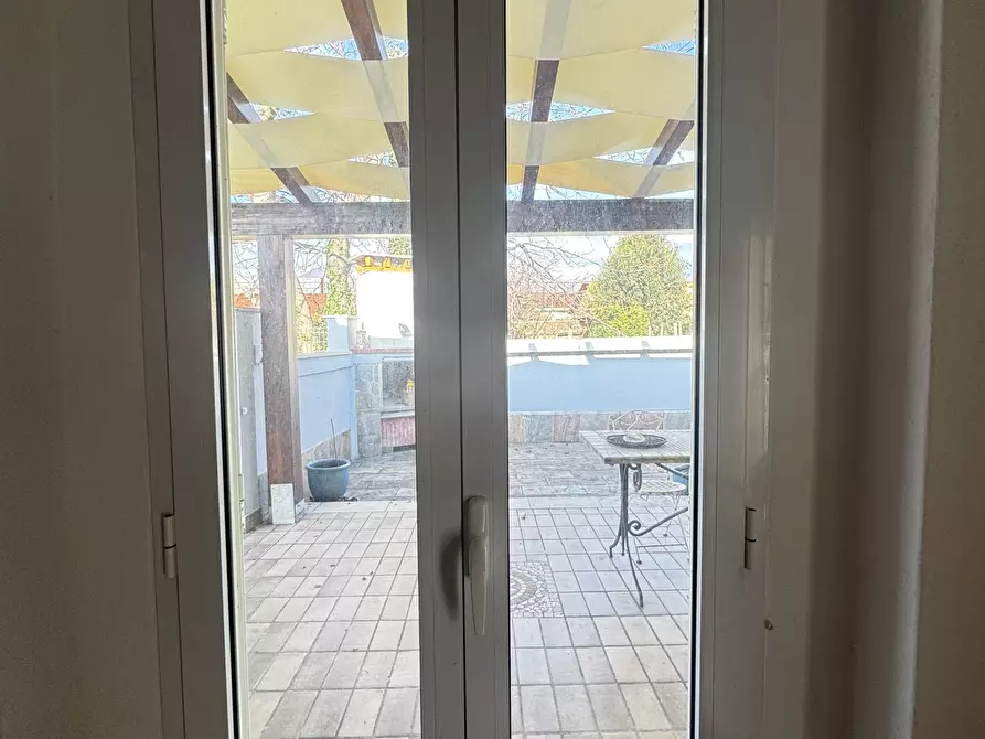 Immagine 21 di Villa in vendita  a Massa