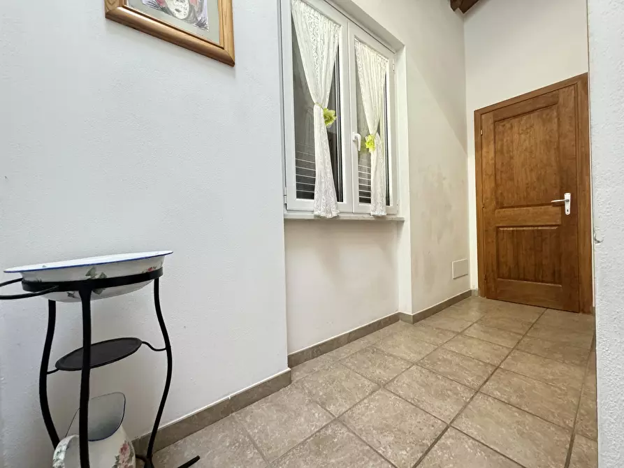 Immagine 28 di Casa indipendente in affitto  a Seravezza