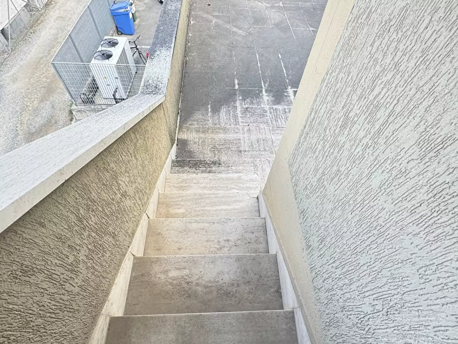 Immagine 29 di Porzione di casa in vendita  a Pietrasanta