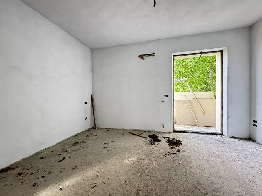 Immagine 45 di Porzione di casa in vendita  a Seravezza