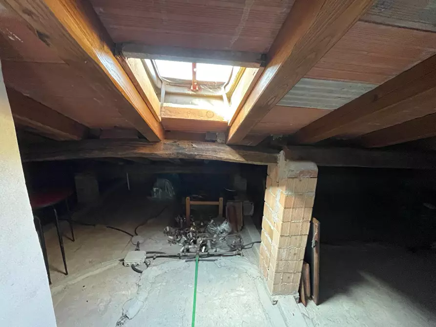 Immagine 51 di Casa indipendente in vendita  a Pietrasanta