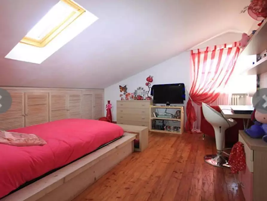 Immagine 53 di Casa indipendente in affitto  a Pietrasanta