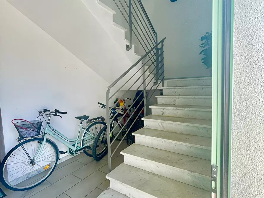 Immagine 40 di Quadrilocale in vendita  a Viareggio