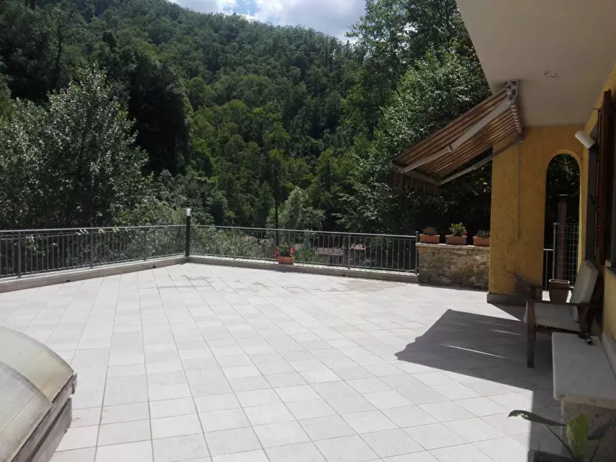 Immagine 4 di Casa indipendente in vendita  a Stazzema