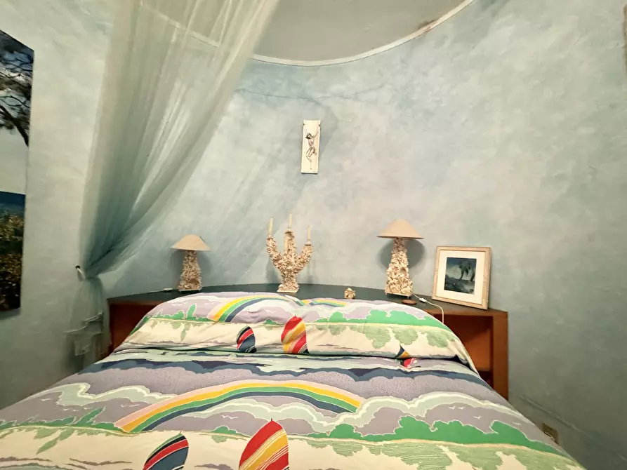 Immagine 39 di Quadrilocale in vendita  a Seravezza