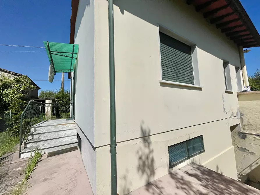 Immagine 19 di Casa indipendente in vendita  a Pietrasanta