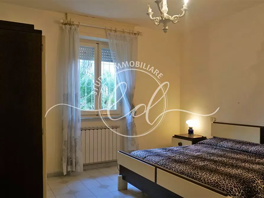 Immagine 12 di Pentalocale in affitto  a Camaiore