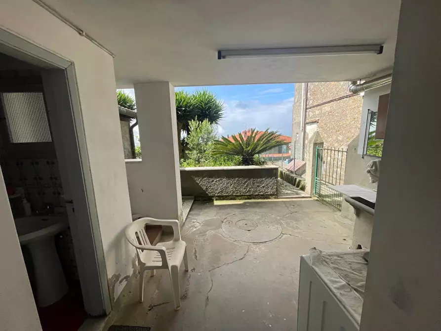 Immagine 16 di Porzione di casa in vendita  a Pietrasanta