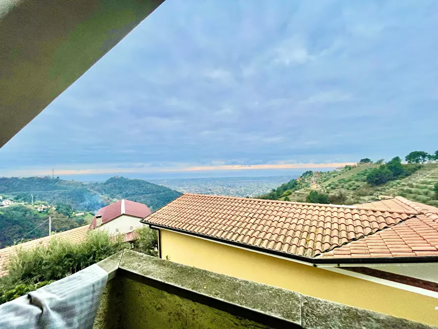 Immagine 31 di Casa indipendente in vendita  a Montignoso