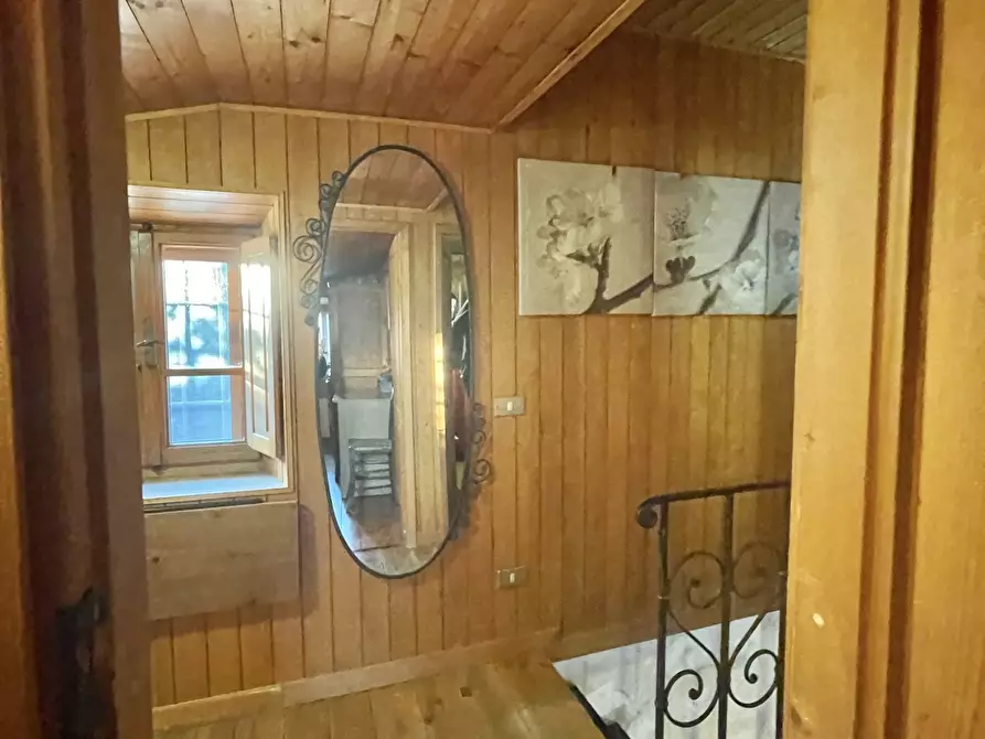 Immagine 23 di Porzione di casa in vendita  a Massarosa