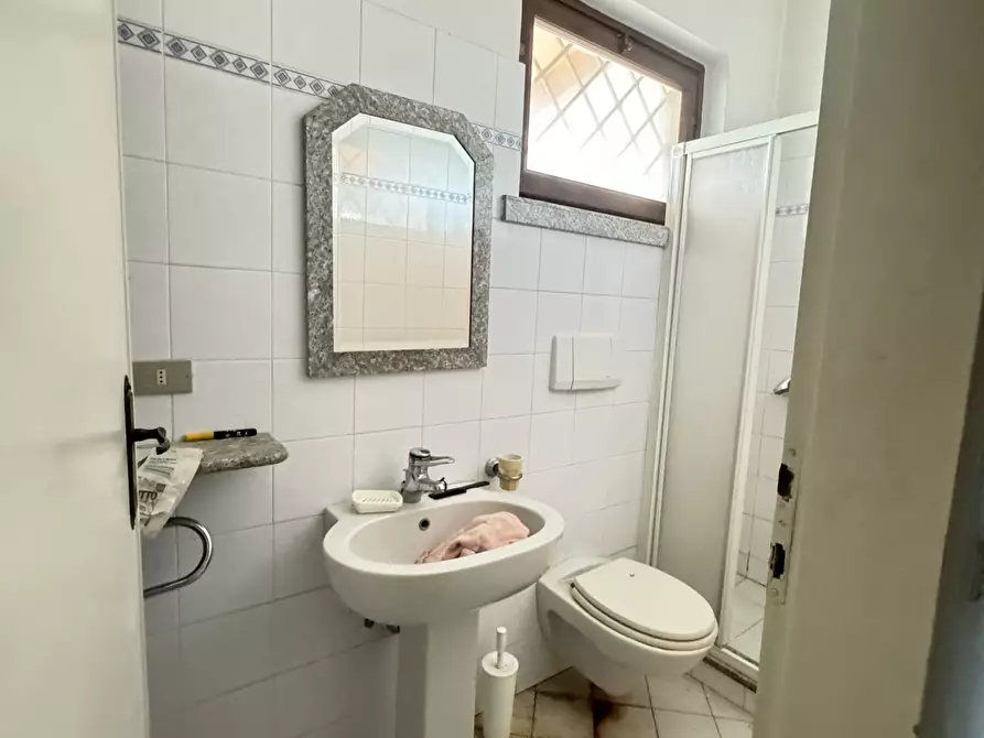 Immagine 46 di Rustico / casale in vendita  a Pietrasanta