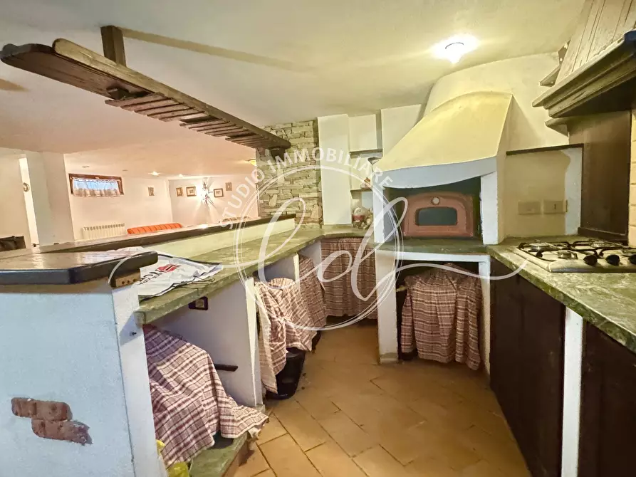 Immagine 85 di Casa indipendente in vendita  a Massarosa