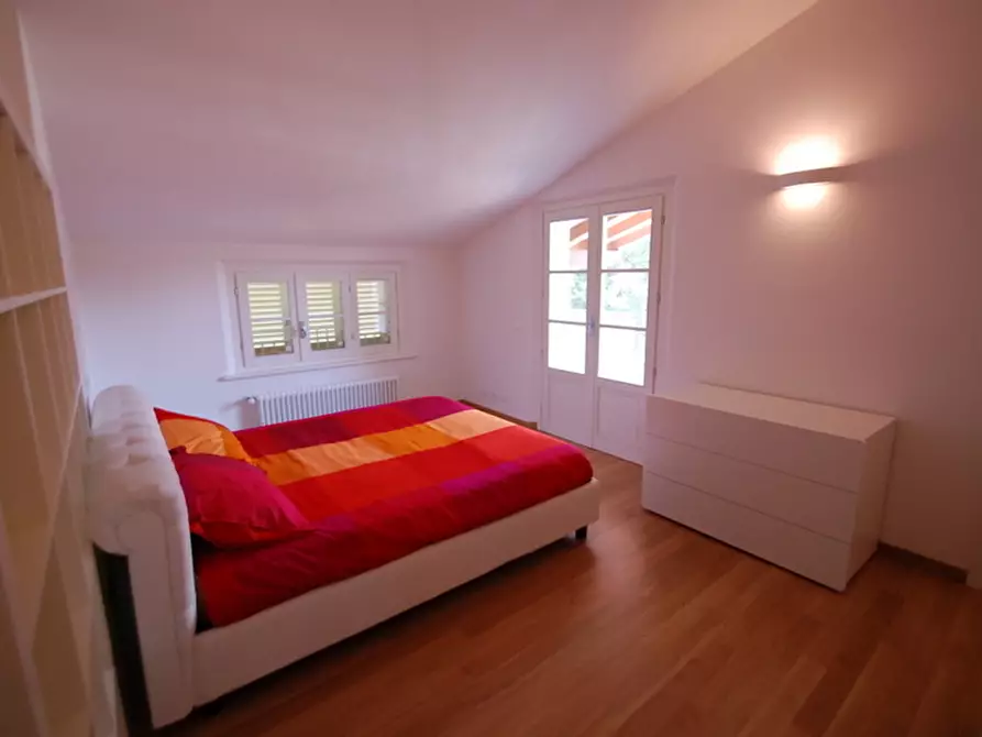 Immagine 101 di Villa in vendita  a Pietrasanta