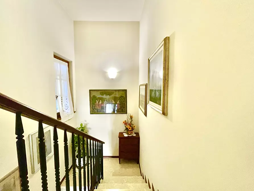 Immagine 19 di Villetta a schiera in vendita  a Camaiore