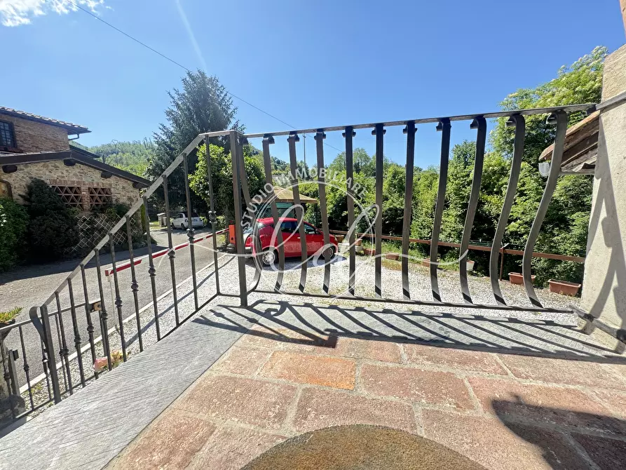 Immagine 10 di Rustico / casale in vendita  a Camaiore