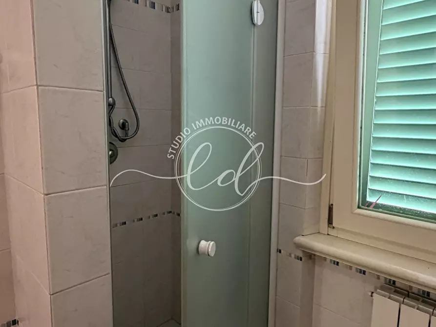 Immagine 43 di Quadrilocale in vendita  a Camaiore