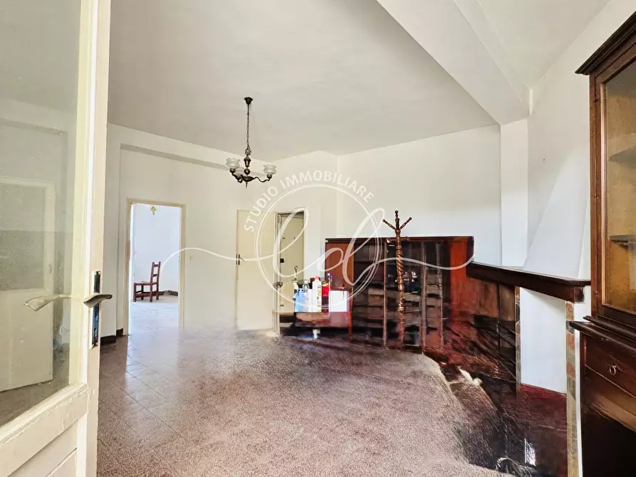 Immagine 13 di Quadrilocale in vendita  a Seravezza